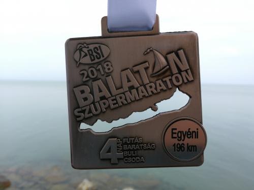 2800-an futották körbe a Balaton négy nap alatt